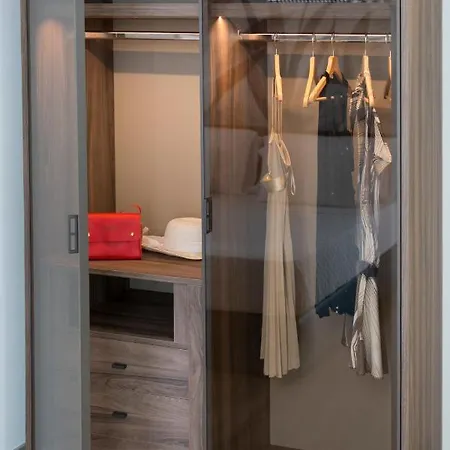 Elys Guest house
